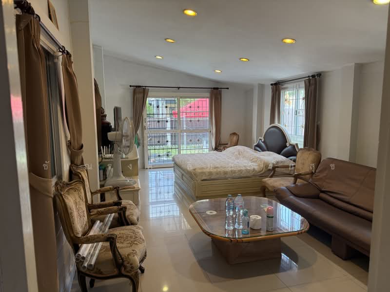 บ้านเดี่ยวพรทวีบ้านวิวสวน ติดถนนพุทธมณฑลสาย 5, Nakhon Pathom, พุทธมณฑลสาย 5, Bang Krathuk, Sam Phran, Nakhon Pathom, 4 Bedrooms, 220 sqm, Single Detached House For Sale, by ชัยณรงค์ ลิ้มอารีย์สุข, 500438551 - DDproperty.com
