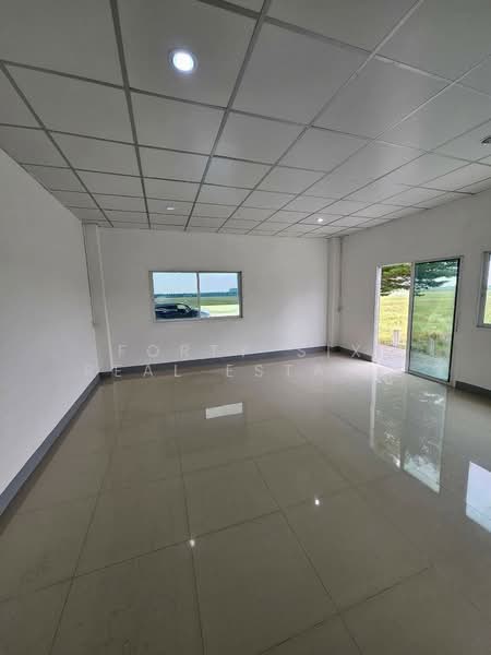 ให้เช่า BT Factory House ลาดหลุมแก้ว รีโนเวทใหม่, ปทุมธานี, ระแหง, ลาดหลุมแก้ว, ปทุมธานี, 400 ตร.ม., โกดัง-โรงงาน ให้เช่า, โดย Forty-Six Real Estate Group, 500438552 - DDproperty.com