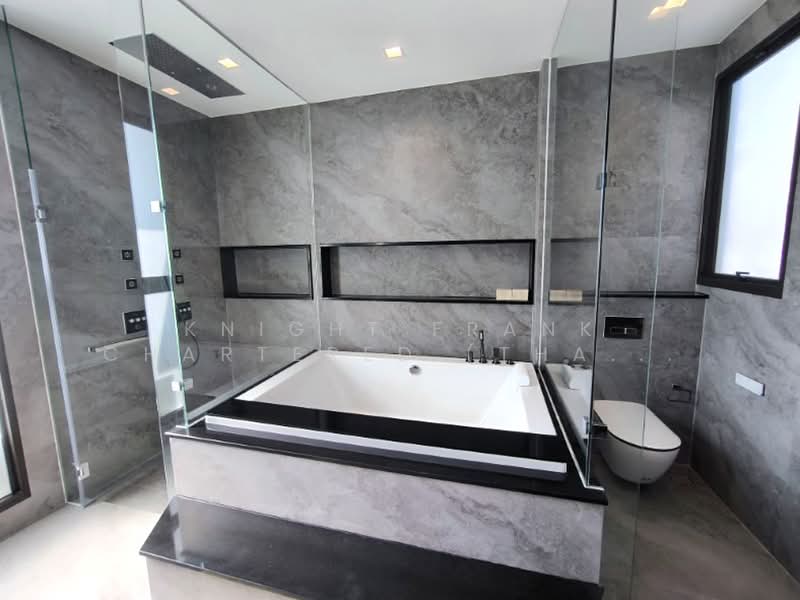 CONNOISSEUR Phatthanakan, Bangkok, Soi Phatthanakan 32, Suan Luang, Suan Luang, Bangkok, 5 Bedrooms, 952 sqm, Single Detached House For Sale, by Knight Frank Chartered (Thailand) Co.,Ltd, 500438621 - DDproperty.com