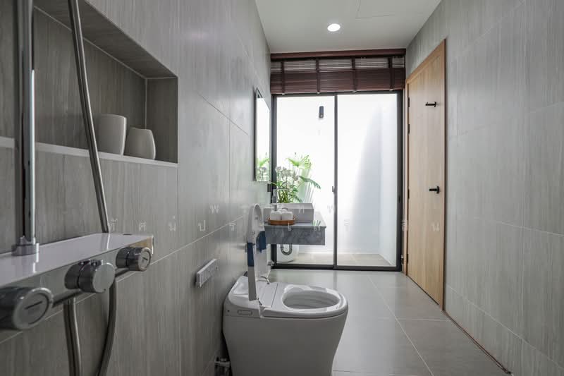 Luxury Villa Hangdong Chiangmai | Double Volume | 4 Bedrooms | 4 Bathrooms | Start 9.9 MB, Chiang Mai, Hang Dong, Chiang Mai, 4 Bedrooms, 258 sqm, Single Detached House For Sale, by พรเทพ ทัศน์ประเสริฐสิน, 500438642 - DDproperty.com