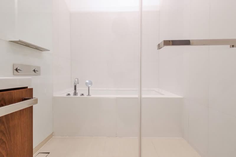 185 Rajadamri, Bangkok, 185 Rajadamri Road, Lumphini, Pathum Wan, Bangkok, 2 Bedrooms, 108 sqm, Condo For Rent, by The Luxe Group, 500438643 - DDproperty.com
