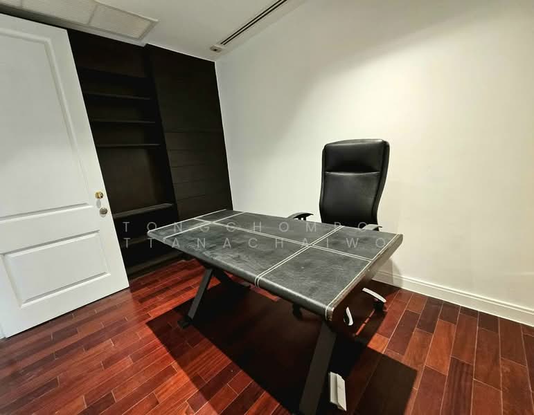 Athenee Residence, Bangkok, 65 Witthayu Road, Lumphini, Pathum Wan, Bangkok, 4 Bedrooms, 216 sqm, Condo For Rent, by Tongchompoo Pattanachaiwongkoon, 500438651 - DDproperty.com