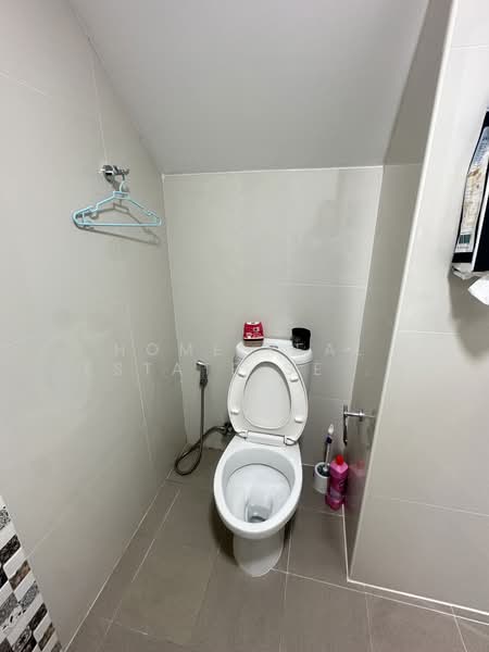 Golden Town 3 Bangna-Suanluang, Bangkok, Kanchanaphisek Road, Prawet, Bangkok, 4 Bedrooms, 117 sqm, Townhouse For Sale, by HOME Real Estate Service, 500438750 - DDproperty.com