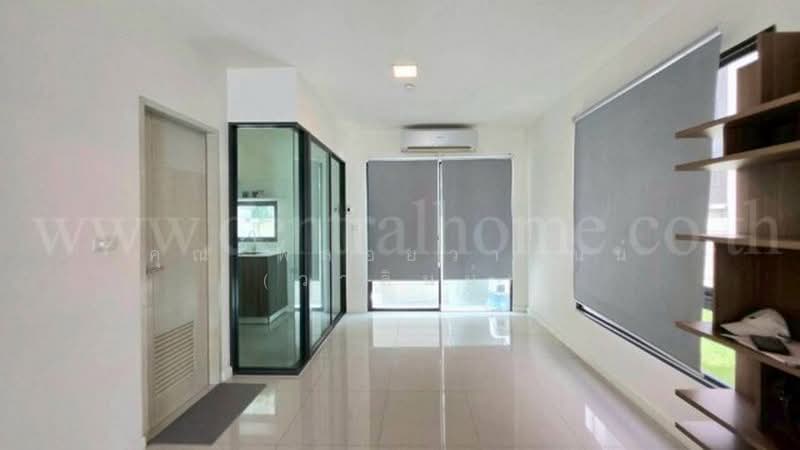 Town Avenue Merge Rattanatibet, Nonthaburi, Rattanathibet Road, Bang Rak Yai, Bang Bua Thong, Nonthaburi, 3 Bedrooms, 170 sqm, Townhouse For Sale, by คุณ พลอยวาลินน์ (วาลินน์), 500438760 - DDproperty.com