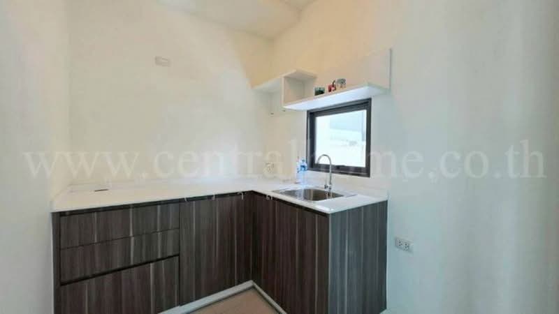 Town Avenue Merge Rattanatibet, Nonthaburi, Rattanathibet Road, Bang Rak Yai, Bang Bua Thong, Nonthaburi, 3 Bedrooms, 170 sqm, Townhouse For Sale, by คุณ พลอยวาลินน์ (วาลินน์), 500438760 - DDproperty.com