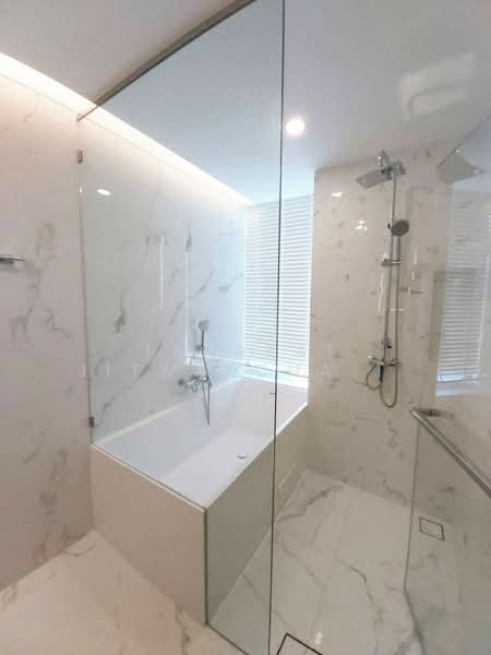 Siamese Exclusive Queens, Bangkok, 388 Phai Singto Alley, Khlong Toei, Bangkok, 2 Bedrooms, 75 sqm, Condo For Rent, by Tanapat Jitwatcharakomol, 500438789 - DDproperty.com