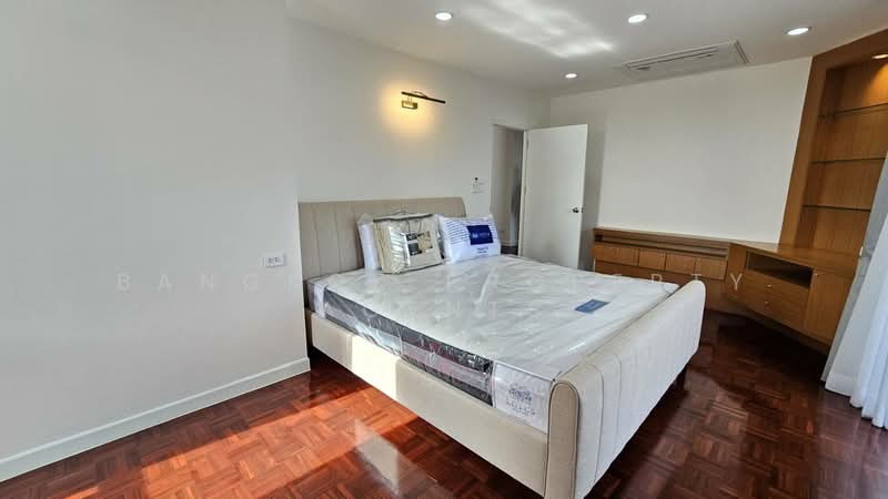 U&I Mansion, Bangkok, Soi Phrom Phak, Khlong Tan Nua, Watthana, Bangkok, 2 Bedrooms, 170 sqm, Condo For Rent, by BANGKOK PROPERTY AGENTS, 500438847 - DDproperty.com