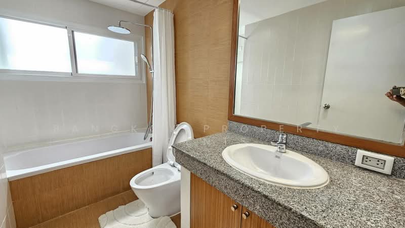 U&I Mansion, Bangkok, Soi Phrom Phak, Khlong Tan Nua, Watthana, Bangkok, 2 Bedrooms, 170 sqm, Condo For Rent, by BANGKOK PROPERTY AGENTS, 500438847 - DDproperty.com