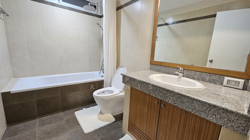 U&I Mansion, Bangkok, Soi Phrom Phak, Khlong Tan Nua, Watthana, Bangkok, 2 Bedrooms, 170 sqm, Condo For Rent, by BANGKOK PROPERTY AGENTS, 500438847 - DDproperty.com