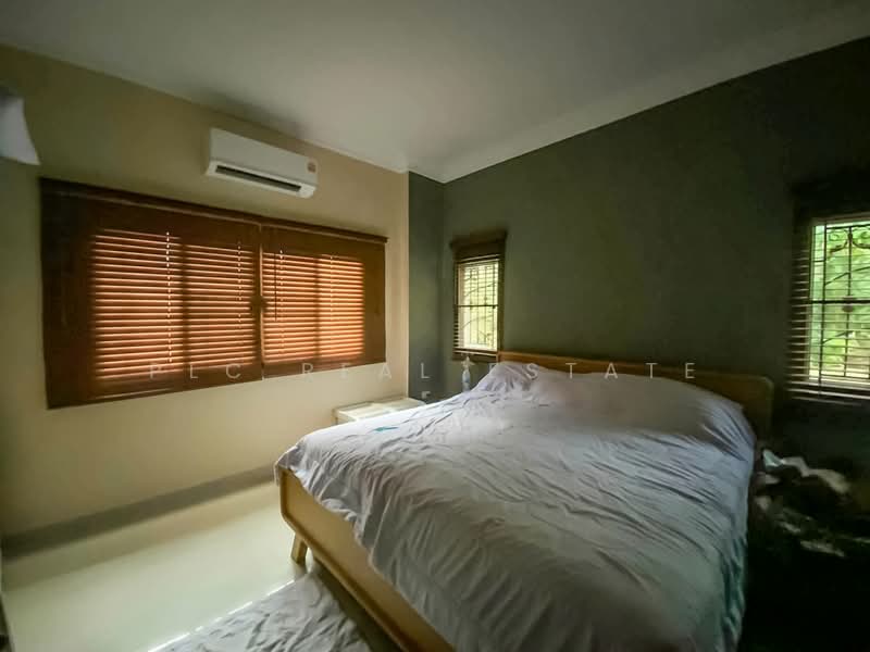 House for Sale Nong Pla Lai East Pattaya 3 Bedroom, Chon Buri (Pattaya), Bang Lamung, Bang Lamung (Pattaya), Chon Buri (Pattaya), 3 Bedrooms, 328 sqm, Single Detached House For Sale, by PLC real estate, 500438848 - DDproperty.com