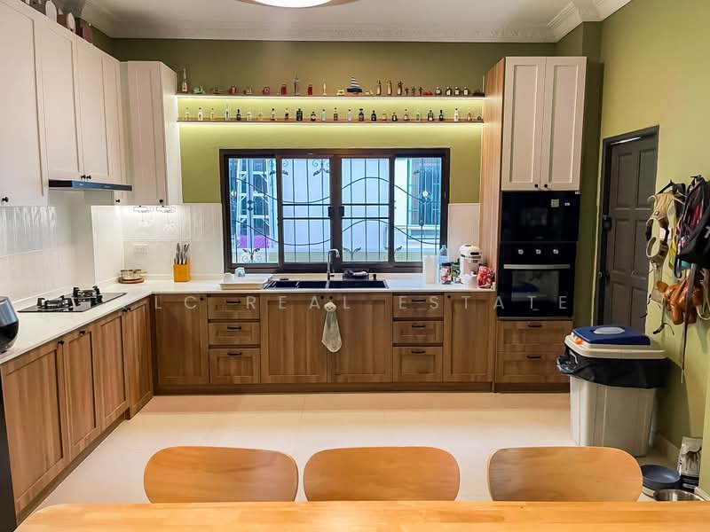 House for Sale Nong Pla Lai East Pattaya 3 Bedroom, Chon Buri (Pattaya), Bang Lamung, Bang Lamung (Pattaya), Chon Buri (Pattaya), 3 Bedrooms, 328 sqm, Single Detached House For Sale, by PLC real estate, 500438848 - DDproperty.com