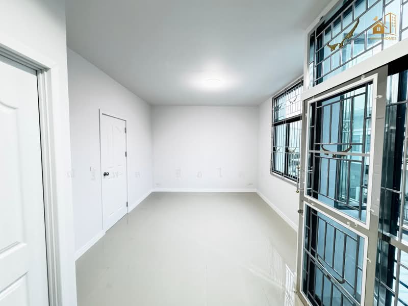 The Trust Town Ratchapruek - Rattanathibet, Nonthaburi, 98 Ratchaphruek Road, Om Kret, Pak Kret, Nonthaburi, 4 Bedrooms, 130 sqm, Townhouse For Sale, by ณัฐพล ชือไพเวสน์, 500438867 - DDproperty.com