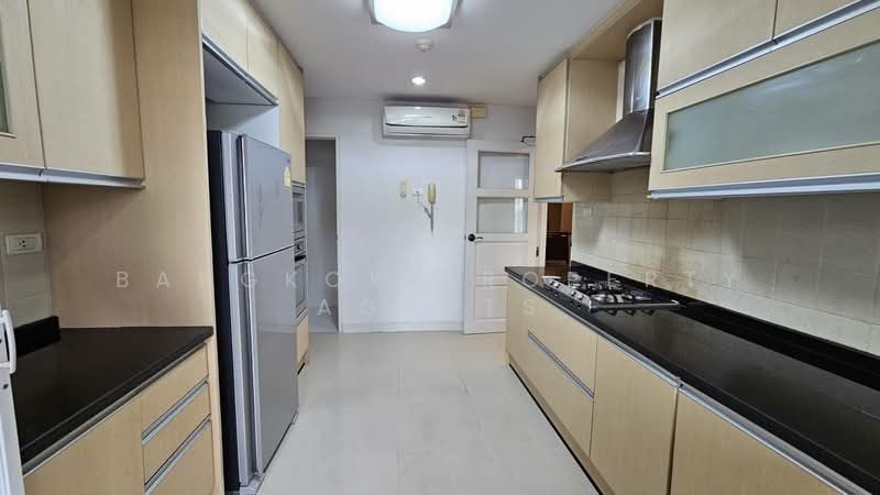 UN Residence, Bangkok, Khlong Tan Nua, Watthana, Bangkok, 3 Bedrooms, 190 sqm, Condo For Rent, by BANGKOK PROPERTY AGENTS, 500438888 - DDproperty.com