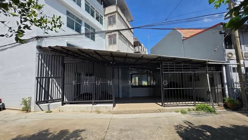 ให้เช่าอาคารพาณิชย์รีโนเวทใหม่ 3.5 ชั้น | ปากซอยเฉลิมพระเกียรติ ร.9 ซอย 5 (SPSMG94), กรุงเทพ, เฉลิมพระเกียรติรัชกาลที่ 9 ซอย 3, หนองบอน, ประเวศ, กรุงเทพ, 226 ตร.ม., ตึกแถว-อาคารพาณิชย์ ให้เช่า, โดย Khun Ming, 500438895 - DDproperty.com