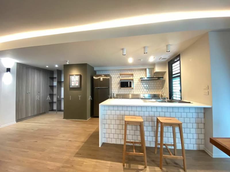 Lily House Mansion, Bangkok, 209 Soi Sukhumvit 31, Khlong Tan Nua, Watthana, Bangkok, 3 Bedrooms, 145 sqm, Apartment For Rent, by Ramita Theptham, 500438897 - DDproperty.com