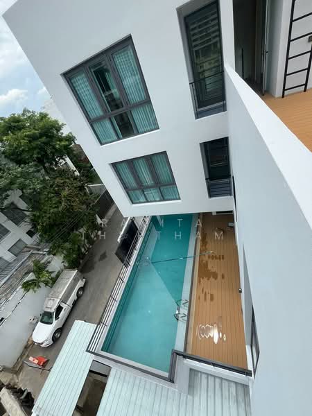 4-BR House, Bangkok, Khlong Tan Nua, Watthana, Bangkok, 4 Bedrooms, 460 sqm, Single Detached House For Rent, by Ramita Theptham, 500438910 - DDproperty.com