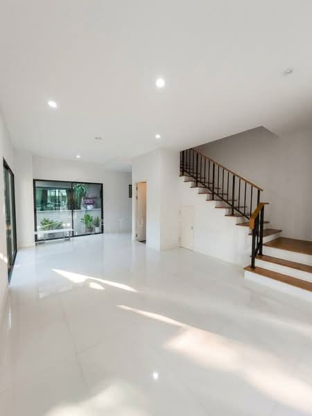 Baan Klang Muang Rama 9-Krungthep Kreetha, Bangkok, Soi Kanchanaphisek 23, Saphan Sung, Bangkok, 3 Bedrooms, 152 sqm, Townhouse For Sale, by Jatuporn Amonsin, 500438964 - DDproperty.com