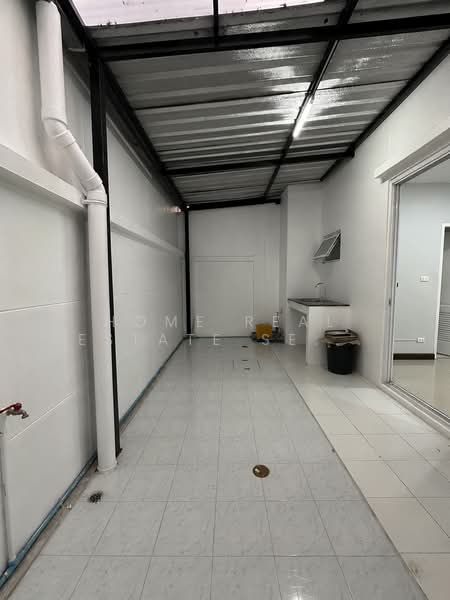 Number One Townhome, Bangkok, Prawet, Bangkok, 4 Bedrooms, 250 sqm, Townhouse For Sale, by HOME Real Estate Service, 500438970 - DDproperty.com