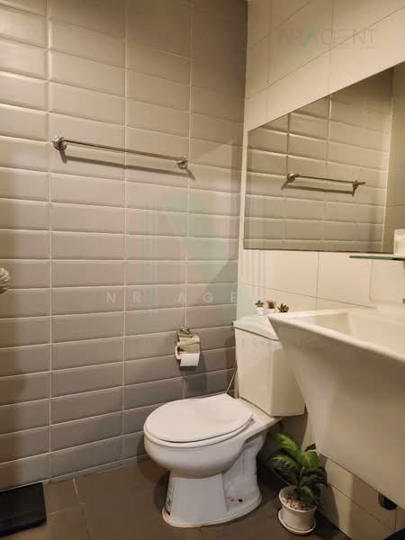 Aspire Rama 4, Bangkok, Rama 4 Road, Phra Kanong, Khlong Toei, Bangkok, 1 Bedroom, 28 sqm, Condo For Sale, by NR AGENT, 500438989 - DDproperty.com