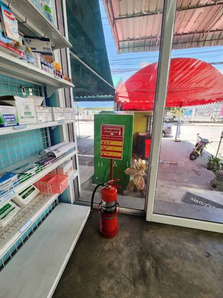 ขายอาคารพาณิชย์ 3.5 ชั้น เนื้อที่ 18 ตร.ว. หน้าโครงการเอื้ออาทรบางโฉลง, Samut Prakan, Bang Chalong, Bang Plee, Samut Prakan, , 240 sqm, Shophouse For Sale, by ERA Thailand, 500439014 - DDproperty.com