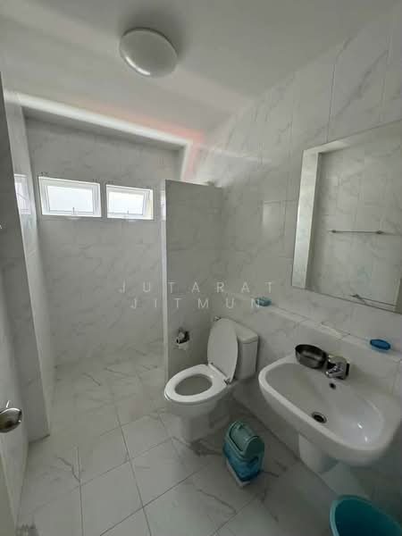 บ้านเดี่ยว สุขุมวิท 71 (ปรีดีพนมยงค์ 14), Bangkok, Phra Kanong Nua, Watthana, Bangkok, 4 Bedrooms, 150 sqm, Single Detached House For Rent, by Jutarat Jitmun, 500439063 - DDproperty.com