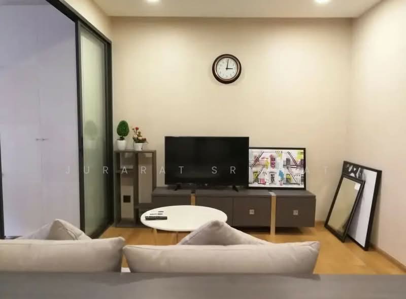 Klass Silom, Bangkok, 52 Silom Road, Silom, Bang Rak, Bangkok, 1 Bedroom, 34 sqm, Condo For Rent, by Jurarat Srichat, 500439076 - DDproperty.com