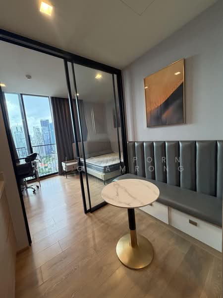 Noble Around Sukhumvit 33, Bangkok, 17 Soi Sukhumvit 33, Khlong Tan Nua, Watthana, Bangkok, 1 Bedroom, 34 sqm, Condo For Rent, by Phitchaporn Kongsamrong, 500439097 - DDproperty.com