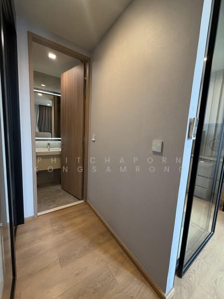 Noble Around Sukhumvit 33, Bangkok, 17 Soi Sukhumvit 33, Khlong Tan Nua, Watthana, Bangkok, 1 Bedroom, 34 sqm, Condo For Rent, by Phitchaporn Kongsamrong, 500439097 - DDproperty.com