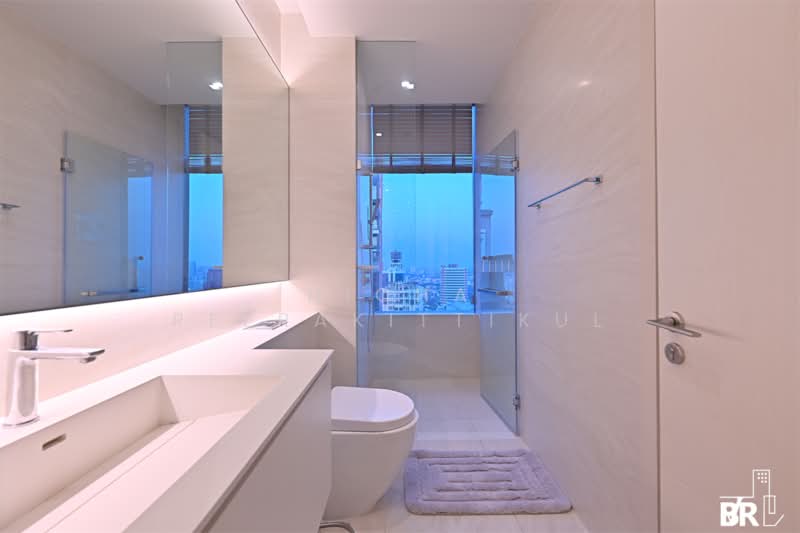 The Strand Thonglor, Bangkok, 36 Soi Sukhumvit 55, Khlong Tan Nua, Watthana, Bangkok, 3 Bedrooms, 185 sqm, Condo For Rent, by Nicha Peerakittikul, 500439158 - DDproperty.com