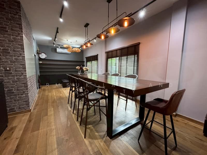 Pattra Mo Town, Nonthaburi, Chaeng Watthana Road, Soi 19, Bang Phut, Pak Kret, Nonthaburi, 3 Bedrooms, 220 sqm, Townhouse For Sale, by Termsuk land and property, 500439177 - DDproperty.com