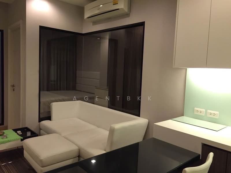 Urbano Absolute Sathon-Taksin, Bangkok, 345 Charoen Nakhon 14/2 Alley, Khlong Ton Sai, Khlong San, Bangkok, 1 Bedroom, 38 sqm, Condo For Rent, by Agentbkk, 500439235 - DDproperty.com