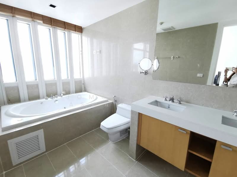 Athenee Residence, Bangkok, 65 Witthayu Road, Lumphini, Pathum Wan, Bangkok, 4 Bedrooms, 294 sqm, Condo For Rent, by Jomchanok Aswavibul, 500439250 - DDproperty.com