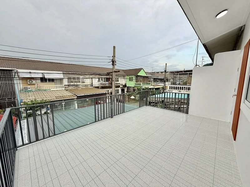 บ้านสวย 4 ห้องนอน มีระเบียงหน้าบ้าน หมู่บ้านจันทิมา ธานี บางใหญ่ ใกล้เซ็นทรัล เวสเกต, นนทบุรี, กาญจนาภิเษก, บางบัวทอง, บางบัวทอง, นนทบุรี, 110 ตร.ม., ทาวน์เฮ้าส์ ขาย, โดย บุษบากร (เจี๊ยบ), 500439309 - DDproperty.com