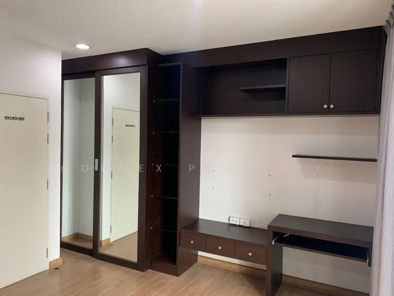 Baan Klang Muang Sathorn-Taksin 2, Bangkok, Kanlapaphruek Road, Bangko, Chom Thong, Bangkok, 3 Bedrooms, 21 sqm, Townhouse For Rent, by Connex Property, 500439392 - DDproperty.com