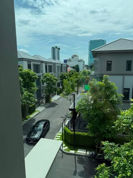 Baan Klang Muang Classe Ratchayothin : บ้านกลางเมือง คลาสเซ่ รัชโยธิน, กรุงเทพ, จตุจักร, กรุงเทพ, 228 ตร.ม., ทาวน์เฮ้าส์ ให้เช่า, โดย Connex Property, 500439395 - DDproperty.com
