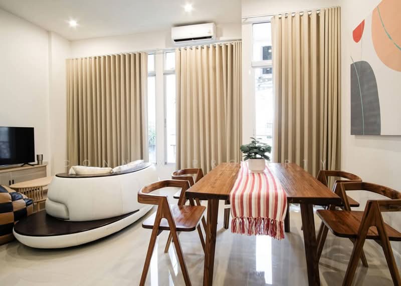 Baan Klang Muang British Town Srinakarin, Samut Prakan, Soi Baan Klang Muang British Town Srinakarin, Bang Kaeo, Bang Plee, Samut Prakan, 3 Bedrooms, 230 sqm, Townhouse For Rent, by Connex Property, 500439396 - DDproperty.com