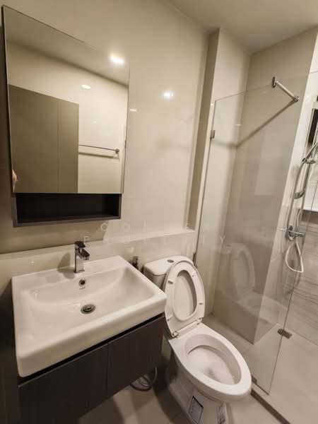 Aspire Onnut Station, Bangkok, Sukhumvit Road, Phra Kanong, Khlong Toei, Bangkok, 1 Bedroom, 30 sqm, Condo For Rent, by Connex Property, 500439420 - DDproperty.com