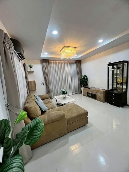 ให้เช่าบ้านเดี่ยวหลังมุม พื้นที่เยอะมาก ม.ธาดาพาร์ค บ่อวิน ศรีราชา, Chon Buri (Pattaya), Bo Win, Si Racha, Chon Buri (Pattaya), 4 Bedrooms, 400 sqm, Single Detached House For Rent, by Dusit Saengfa, 500439422 - DDproperty.com