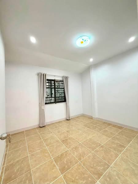 ให้เช่าบ้านเดี่ยว ม.แมกไม้1 แหลมฉบัง ทุ่งกราด บางละมุง, Chon Buri (Pattaya), Bang Lamung, Bang Lamung (Pattaya), Chon Buri (Pattaya), 3 Bedrooms, 160 sqm, Single Detached House For Rent, by Dusit Saengfa, 500439425 - DDproperty.com