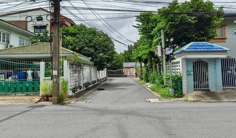 หมู่บ้านชุมชนทอส.9, ปทุมธานี, คูคต, ลำลูกกา, ปทุมธานี, 122 ตร.ม., ทาวน์เฮ้าส์ ขาย, โดย ชนะชาติ นนท์ตา, 500439446 - DDproperty.com