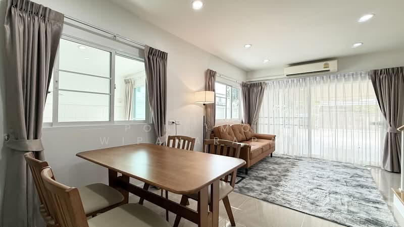 Villette Lite Pattanakarn, Bangkok, Soi Phatthanakan 38, Phatthanakan Road, Suan Luang, Bangkok, 3 Bedrooms, 127 sqm, Townhouse For Rent, by Ponwimol Wipanarapai, 500439454 - DDproperty.com