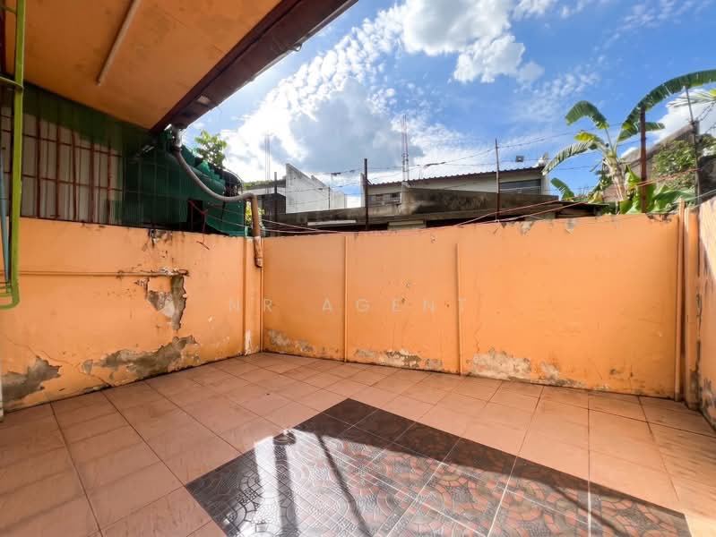 Sammakorn Ramkamhang 112, Bangkok, Saphan Sung, Bangkok, 3 Bedrooms, 150 sqm, Townhouse For Sale, by NR AGENT, 500439461 - DDproperty.com