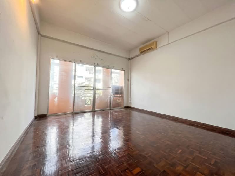 Sammakorn Ramkamhang 112, Bangkok, Saphan Sung, Bangkok, 3 Bedrooms, 150 sqm, Townhouse For Sale, by NR AGENT, 500439461 - DDproperty.com