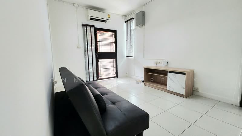 Areeya The Colors 2 Kaset - Navamintra, Bangkok, Areeya The Color 2 Soi 6, Chorake Bua, Lat Phrao, Bangkok, 4 Bedrooms, 112 sqm, Townhouse For Rent, by Connex Property, 500439468 - DDproperty.com