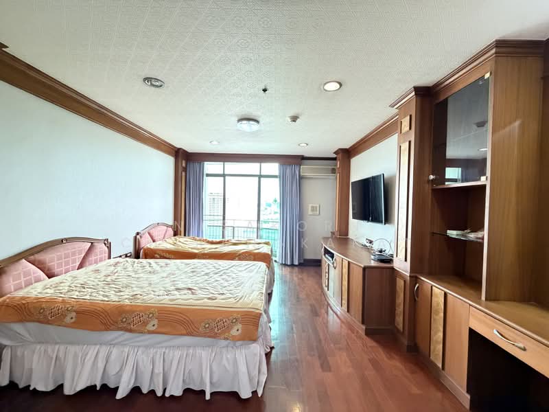 Lumpini Park View, Bangkok, Rama 4, Thung Maha Mek, Sathon, Bangkok, 4 Bedrooms, 172 sqm, Condo For Rent, by Nisakorn Chirangkapat, 500439484 - DDproperty.com