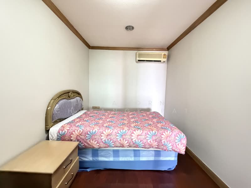 Lumpini Park View, Bangkok, Rama 4, Thung Maha Mek, Sathon, Bangkok, 4 Bedrooms, 172 sqm, Condo For Rent, by Nisakorn Chirangkapat, 500439484 - DDproperty.com