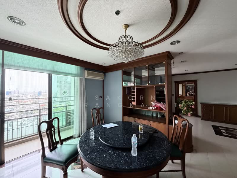 Lumpini Park View, Bangkok, Rama 4, Thung Maha Mek, Sathon, Bangkok, 4 Bedrooms, 172 sqm, Condo For Rent, by Nisakorn Chirangkapat, 500439484 - DDproperty.com