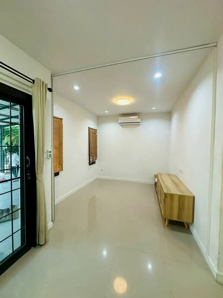 Single house for sale in Sriracha, in very new condition, Wang Hin area, Chon Buri (Pattaya), Surasak, Si Racha, Chon Buri (Pattaya), 3 Bedrooms, 152 sqm, Single Detached House For Sale, by A House Property Co.,Ltd., 500439522 - DDproperty.com