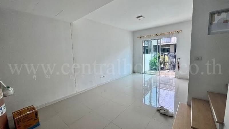 Pruksa Ville 84 Phaholyotin, Pathum Thani, Khlong Nung, Khlong Luang, Pathum Thani, 3 Bedrooms, 110 sqm, Townhouse For Sale, by คุณ อรวรรณ (ออ), 500439524 - DDproperty.com