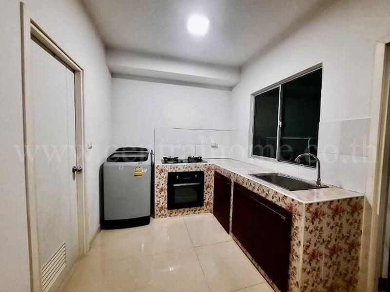 Pruksa Ville 84 Phaholyotin, Pathum Thani, Khlong Nung, Khlong Luang, Pathum Thani, 3 Bedrooms, 110 sqm, Townhouse For Sale, by คุณ อรวรรณ (ออ), 500439524 - DDproperty.com